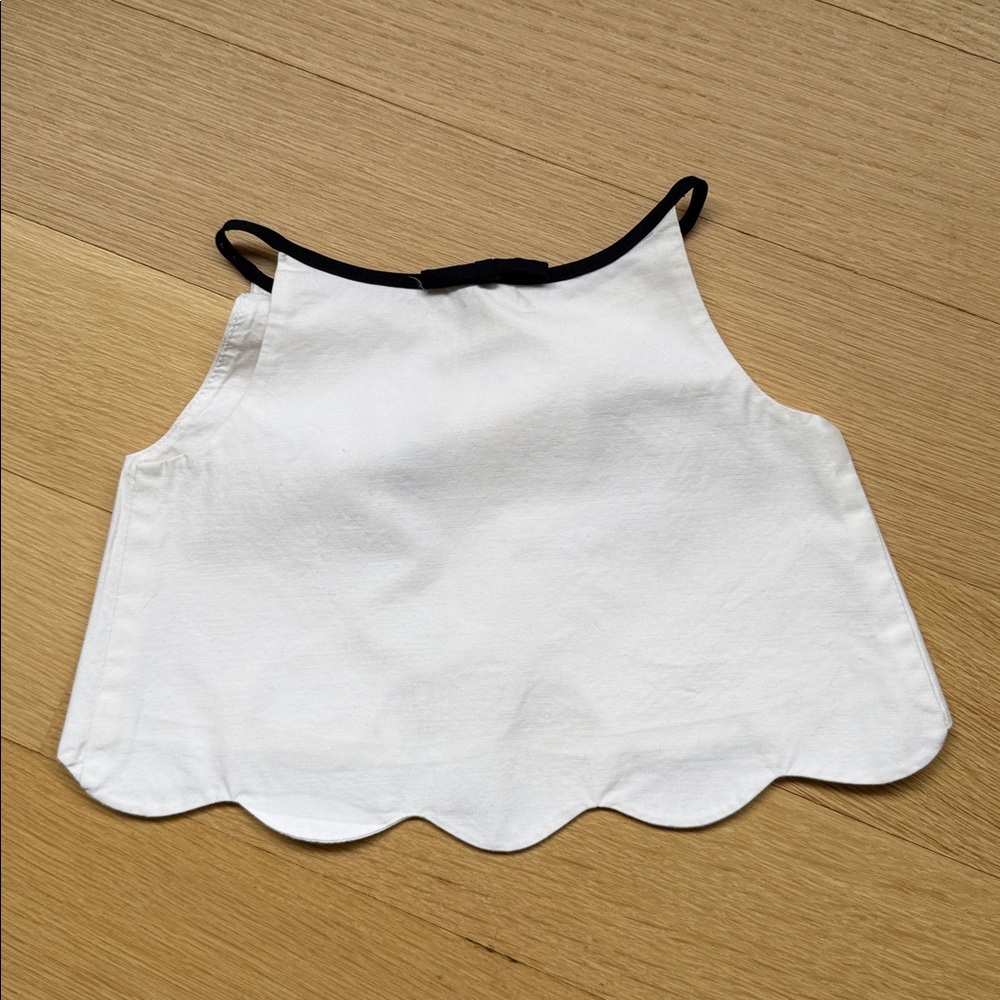 🌸Jacadi Paris White & Black Scalloped Hem Sleeveless Top Size 3A/96 cm